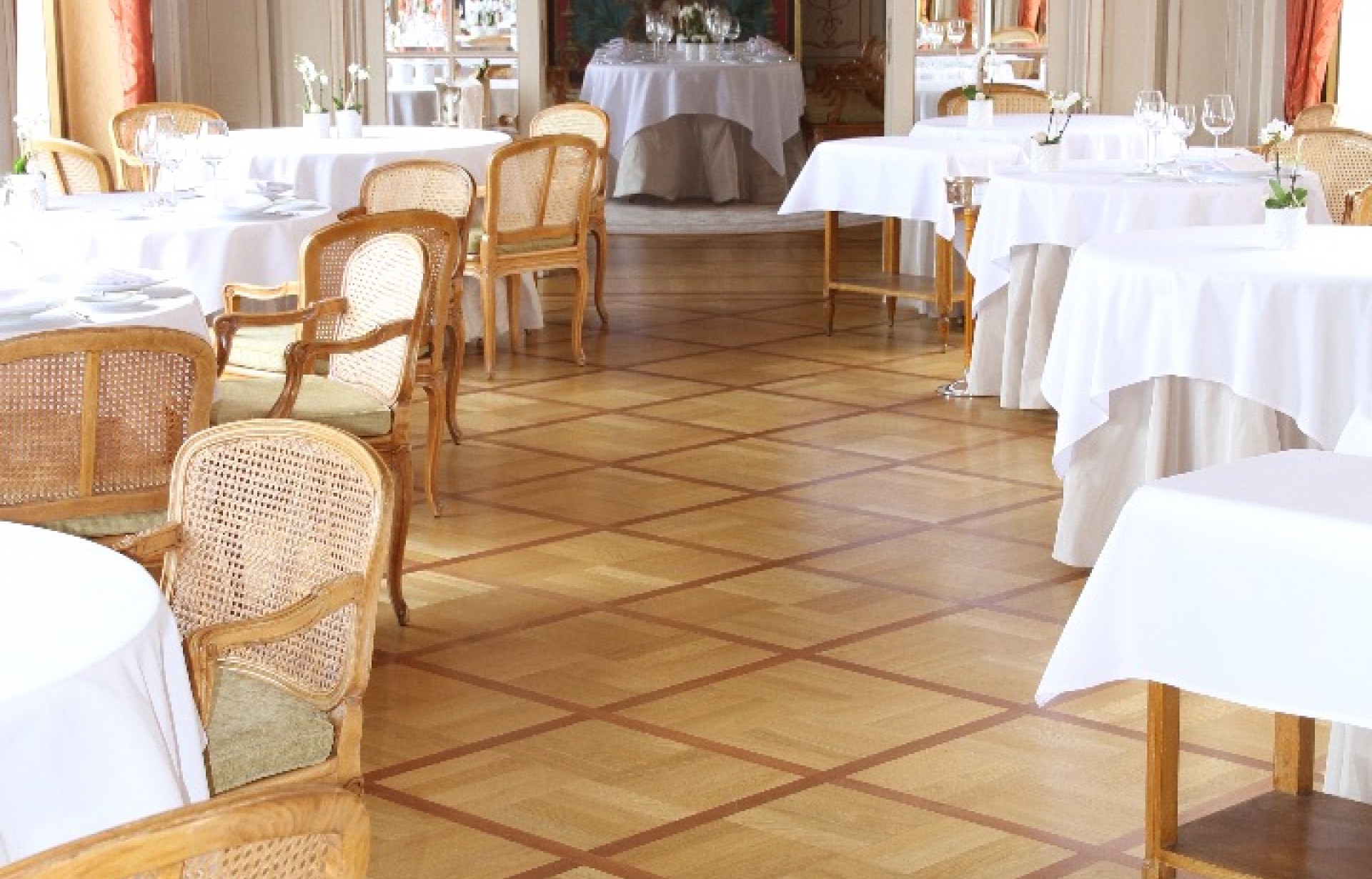 Panneau Grand Siècle - parquet-en-chene-massif